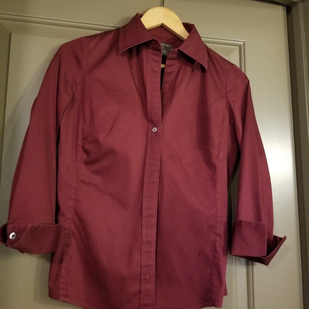 Maroon 3/4 sleeve Banana Republic top